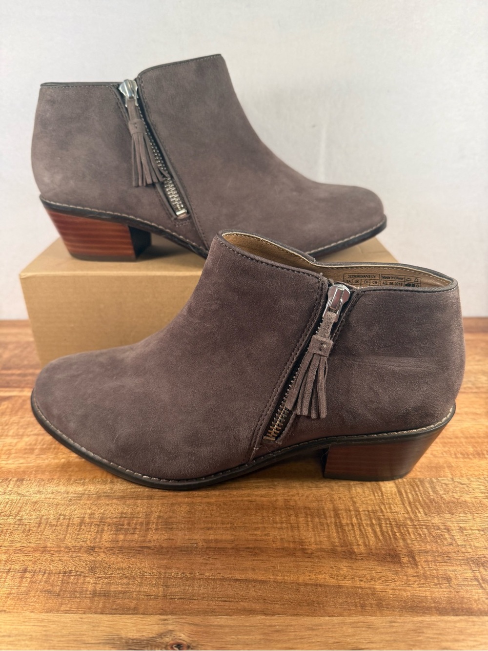 Vionic Joy Serena Ankle Boots Brown Suede Size 8.5